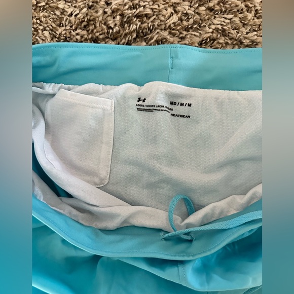 Under Armour Athletic Shorts - Picture 4 of 4